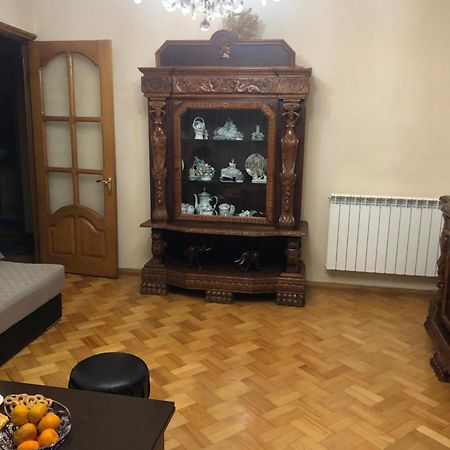 Chichu Apartment Батуми Экстерьер фото